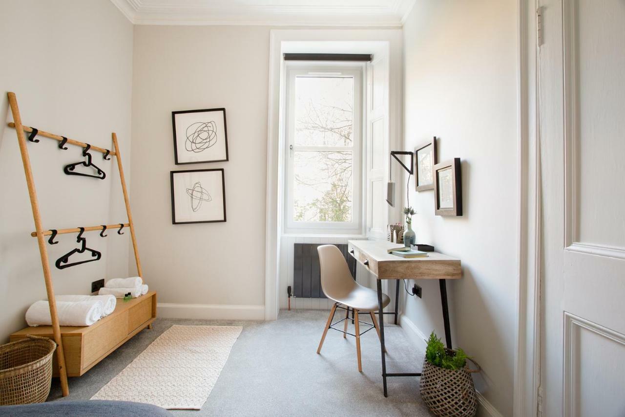 Holyrood Park City Centre Apartment Edinburgh Exterior photo
